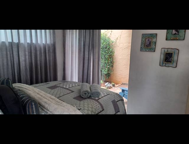 5 BEDROOM HOUSE FOR SALE IN HENLEY ON KLIP